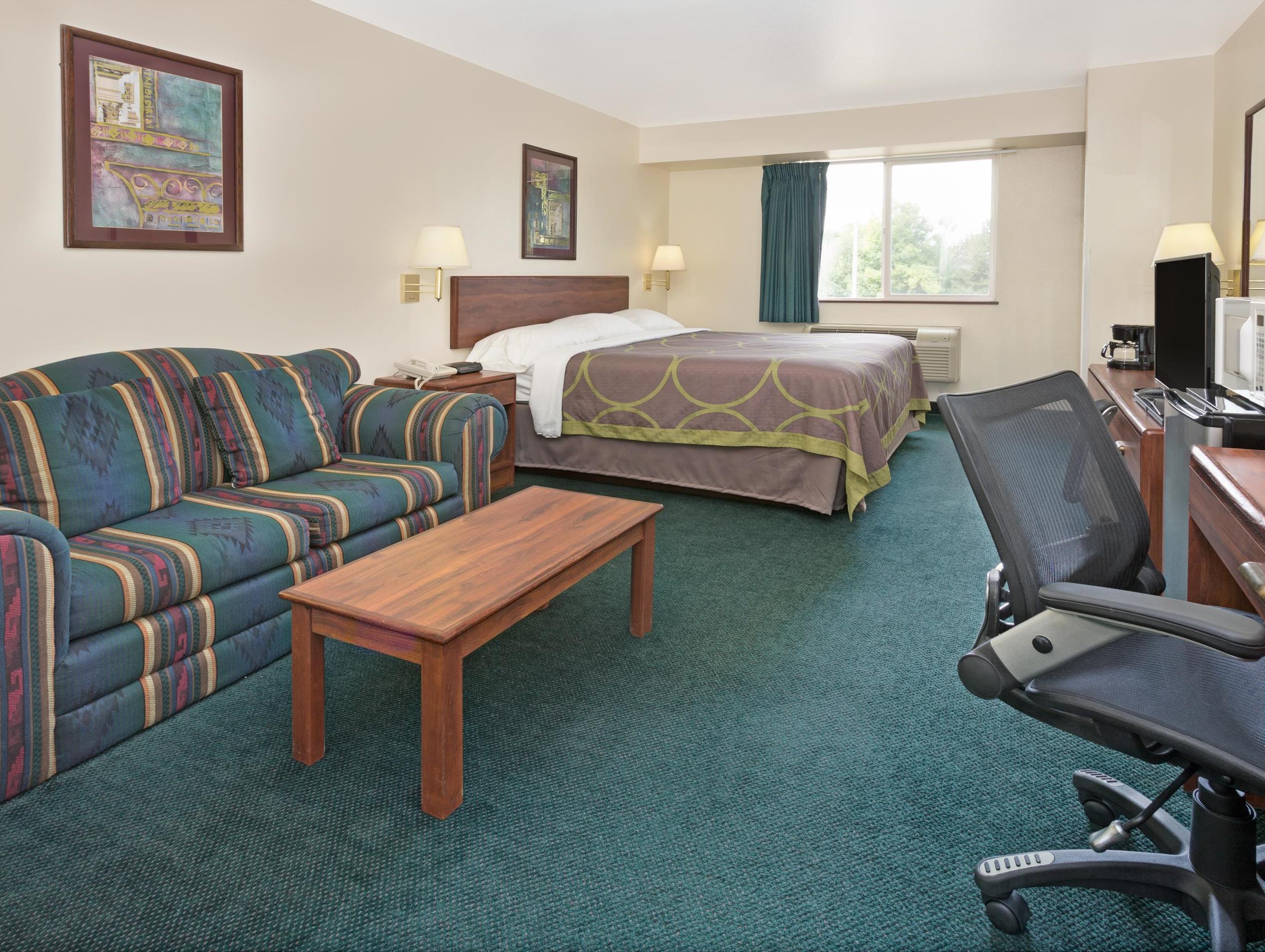 ซูเปอร์ 8 บาย วินด์แฮม วินด์เซอร์ Hotel Windsor ภายนอก รูปภาพ